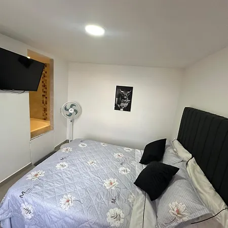 Apartamento Medellin Con Jacuzzi Privado-3