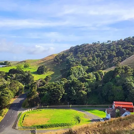 Romantic Countryside Lakeview, 1 Hour Ex Auckland-3