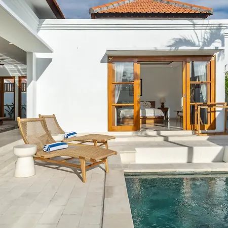 Special Offer! Elegant 2-Bedroom Villa With Large Pool In Canggu!-2