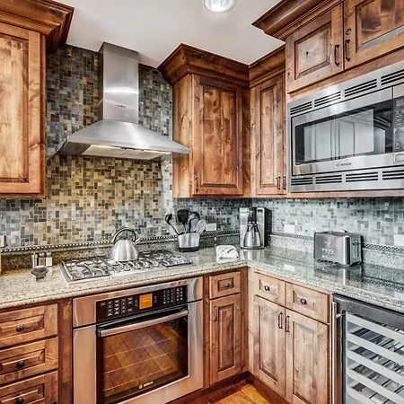 3 Bedroom Ritz-Carlton Residence With Valley Views-3