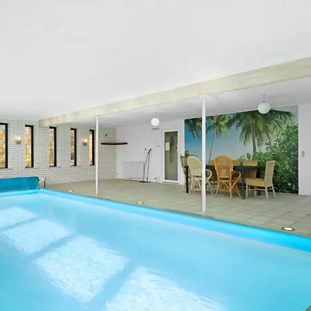 Holiday Home With Pool For 12 People-2