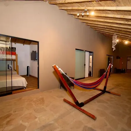 Hermosa Casa Con Piscina Y Playa Privada-2
