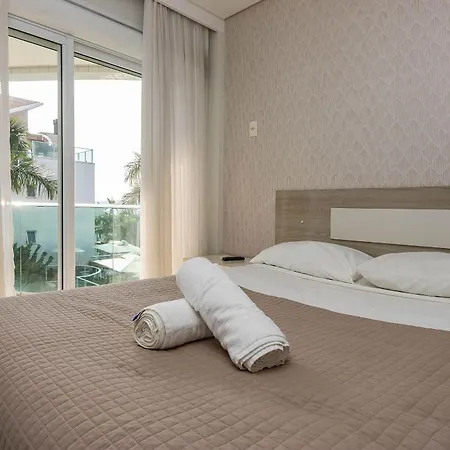 Boulevard 205A - Excelente Apartamento Em Condominio De Luxo No Centro De Bombinhas - Piscina - Jacuzzi - Academia - Portaria 24H.-2