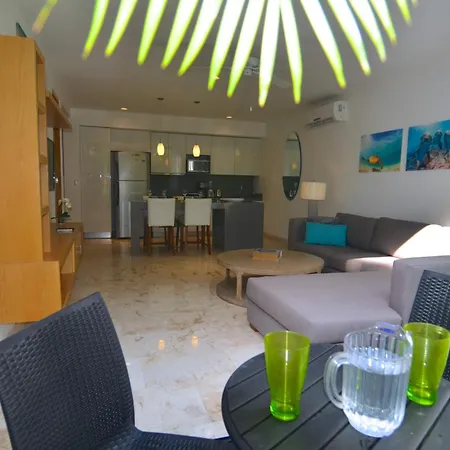 Anah Playa Luxury Penthouses And Apartments-3