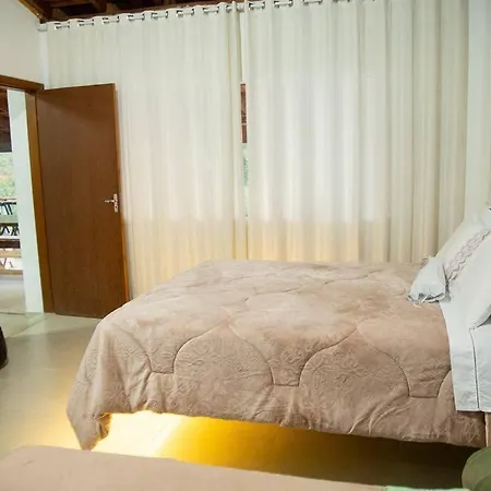 Casa Na Montanha Com Rede Suspensa-3