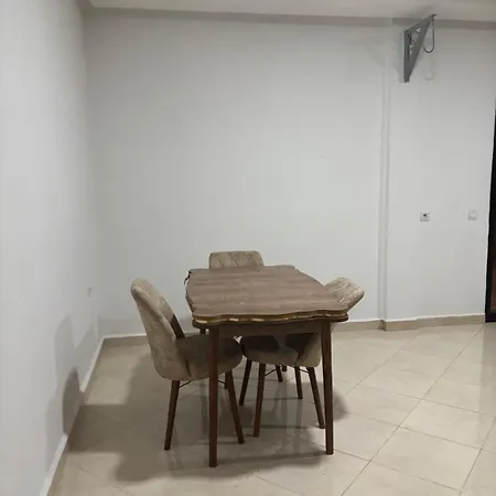 Petite Villa Cosy Et Agreable Avec Jacuzzi Prive-3
