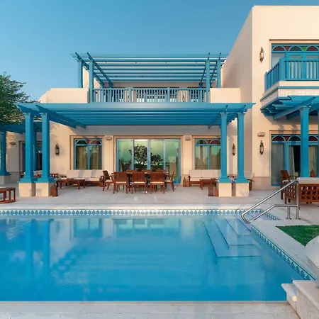 Hilton Salwa Beach Resort&Villas-3