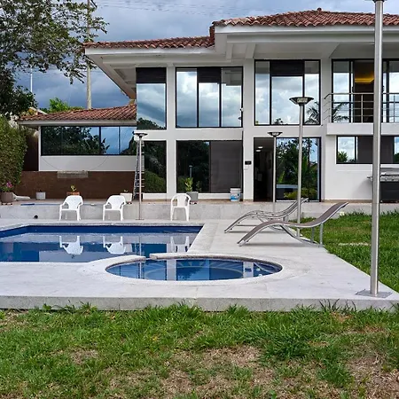 Chalet Albalua-2