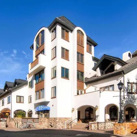 Village Inn Plaza 305 By East West Hospitality-3