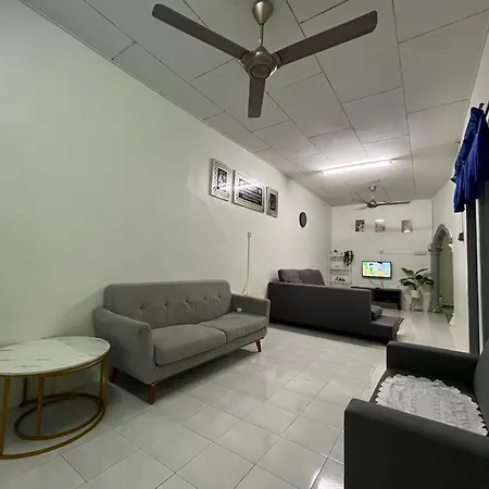 Zulaika Homestay-3