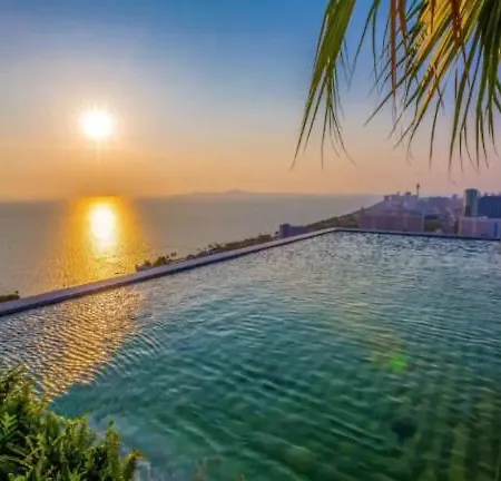 The Riviera Jomtien Amazing Sea View-3