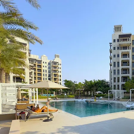 Ultra Luxury Flat With Amazing Pool Near To Burj-3