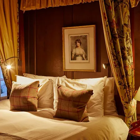 Spread Eagle Hotel And Spa-2
