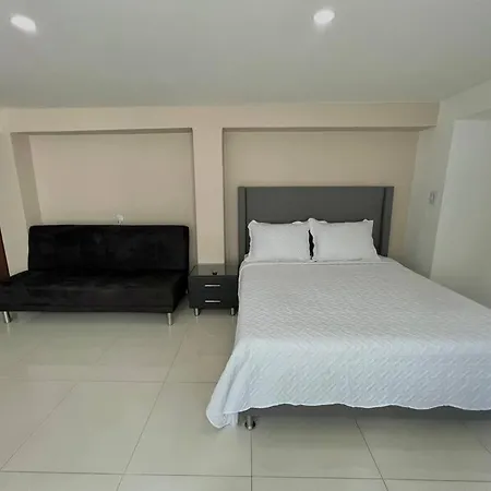 Private Jacuzzi 3 Bedroom Apartment In Provenza Cartagena-3