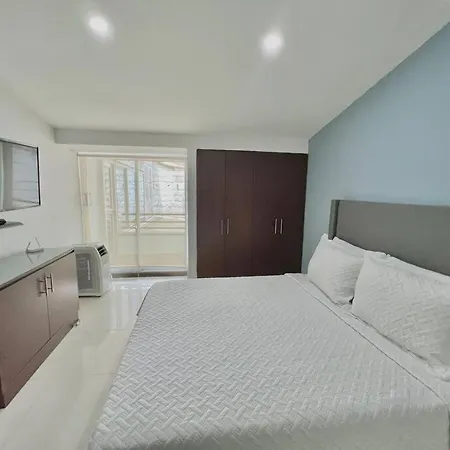 Private Jacuzzi 3 Bedroom Apartment In Provenza Cartagena-2