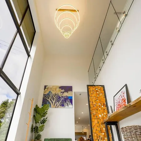 Family Friendly 4 Bedrooms House In Dairy Flat-3