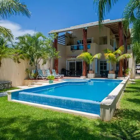 Cheerful Beach Front 3 Bedrooms Houselongo-2