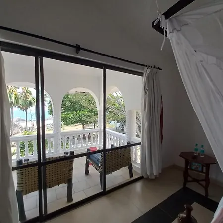 Pendo Residences - Villa 3Br Beachfront-2