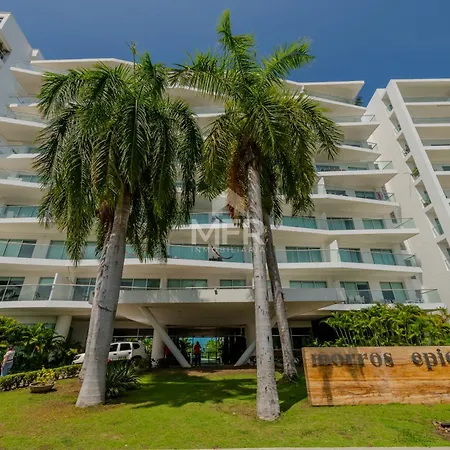 Morros Epic Beachfront Apartment-2