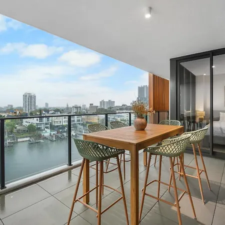 The Haven - Brand New Riverview 2Br With Parking Pool Gym At Surfers Paradise-3