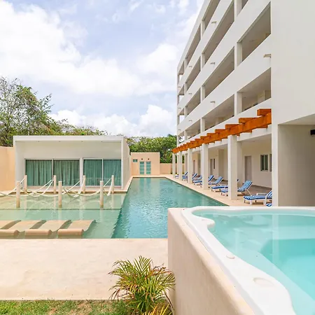 2 Bd Suite With Balcony, Gym, Rooftop Pool, Hot Tub-2