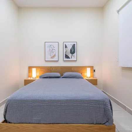 2 Bd Suite With Balcony, Gym, Rooftop Pool, Hot Tub-3