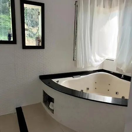 Casa 4 Dormitorios Em Itapema-2