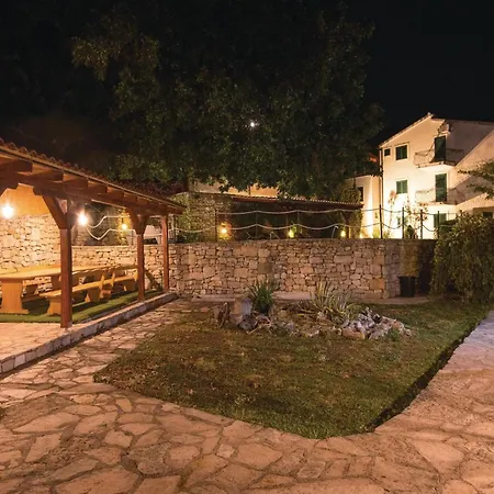 Lovely Home In Podstrana-2