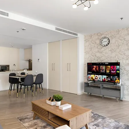 Cozy, Big 1Bhk, Close To Downtown, Great Amenities-3