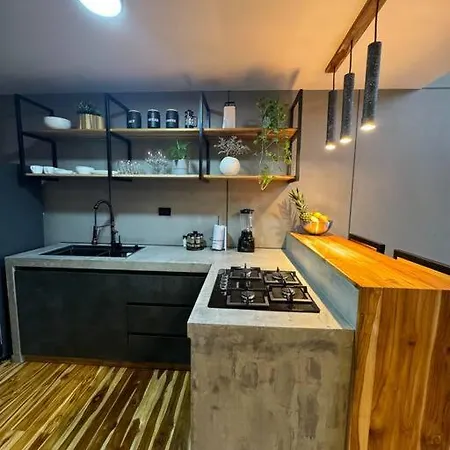 Comodo Apto Tipo Loft Parqueadero Y Jacuzzi-3