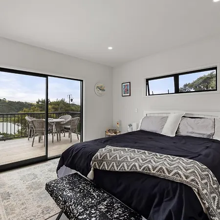 Waterview Retreat-2