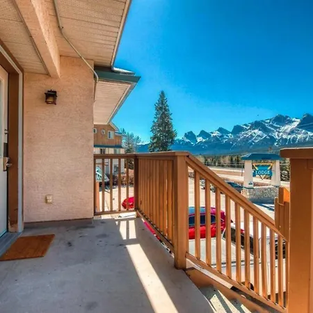 B212 Hot Tub, Ac X3, Parking, 2 Min To Banff Gate-3