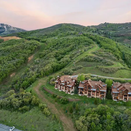 Deer Crest 10507 - Ski In Ski Out Luxury Smarthome With Spa Amenities & Views-2
