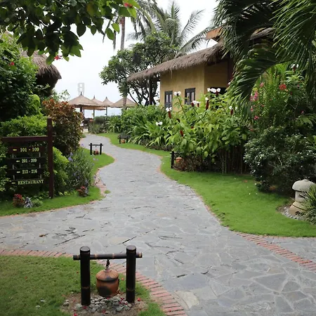 Bamboo Village Beach Resort&Spa-3