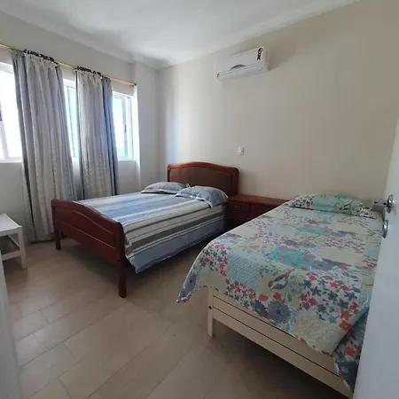 Amplo Apartamento Em Meia Praia-2