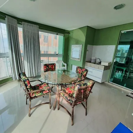 Amplo Apartamento Em Meia Praia-3