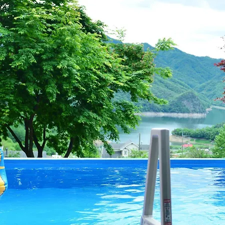 Penates Poolvilla A-3