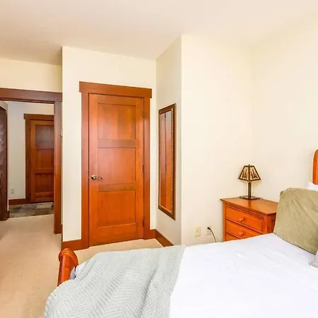 Stonegate Resort Unit A104-3