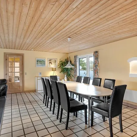 Gorgeous Home In Oksbol With Wifi-3
