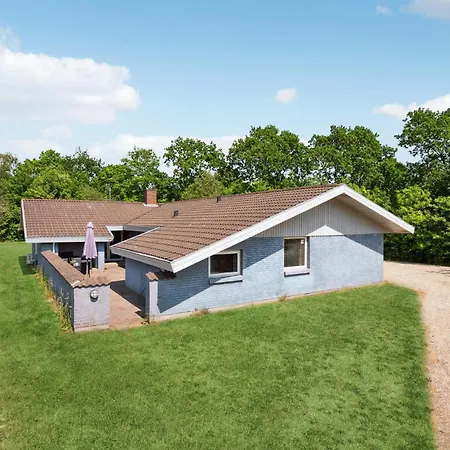 Gorgeous Home In Oksbol With Wifi-2