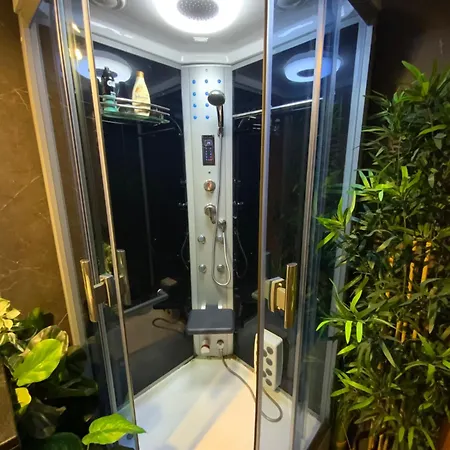 Fully Upgraded Luxurious One Bedroom Between Marina And Jbr-2