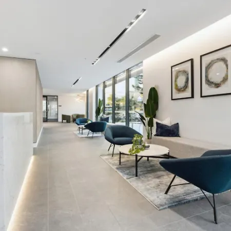 The Sunset - Brand New Modern Riverview 2 Bedroom With Free Parking Pool Gym-2