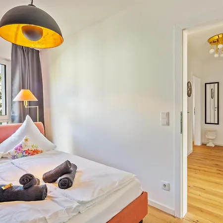 Black Suite - Whirlpool Terrace - Free Parking - Wifi-2