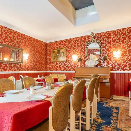 Hotel Urania-3