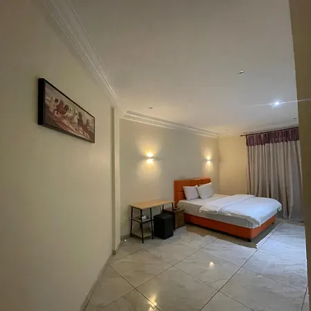 Amazing Duplex Suite Available-3