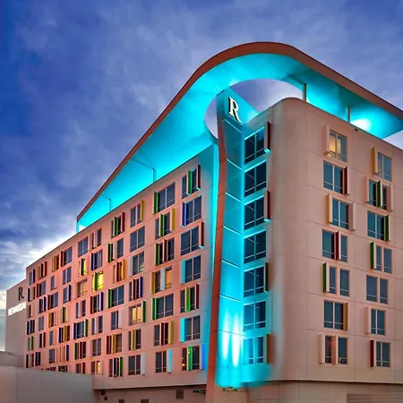 Renaissance Edmonton Airport Hotel-3