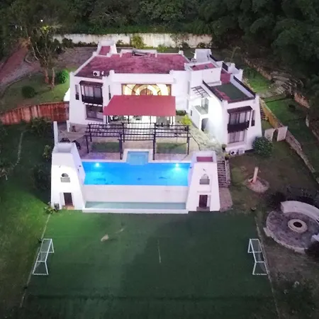 Vipingo Ridge White House Mansion-2