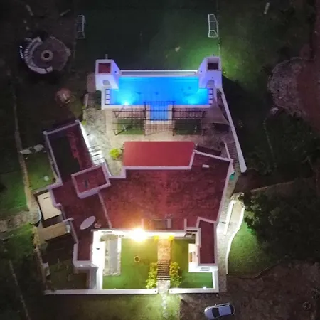 Vipingo Ridge White House Mansion-3