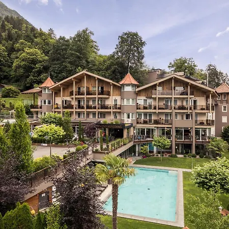 Hotel Chalet Das Alpenschlössel-2