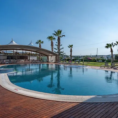 Sisus Marina Hotel-2